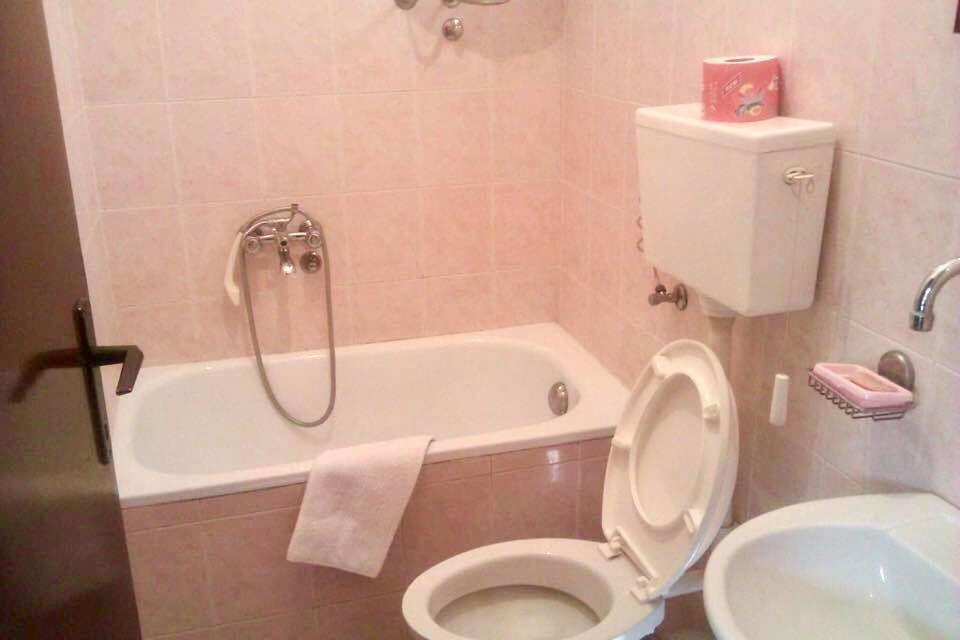 Restaurant & Apartments Jug Sutomore Ngoại thất bức ảnh